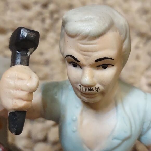 New Ceramic Blacksmith Figurine Anvil Tongs Hammer Horseshoe Fire Furnace Forge - Picture 11 of 11